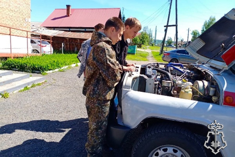 Уярские росгвардейцы провели день открытых дверей