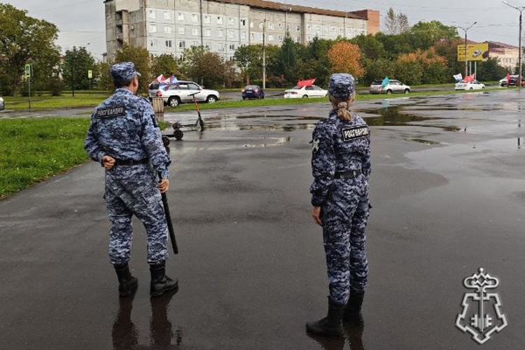 Шарыповские росгвардейцы обеспечили правопорядок автопробега «Красные крылья Победы»