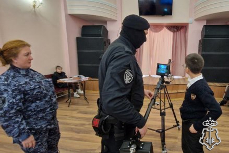 Росгвардейцы в столице Таймыра представили свою площадку на выставке спецтехники и вооружения силовых структур