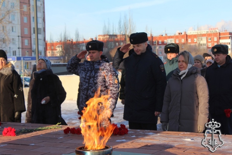 Росгвардейцы Красноярского края почтили память Неизвестного солдата