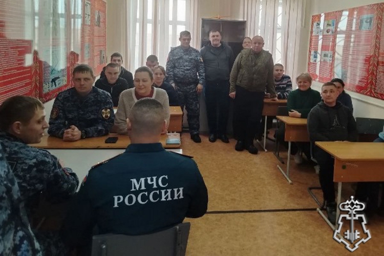 Пожарная безопасность в зимний период стала темой встречи с сотрудниками Росгвардии