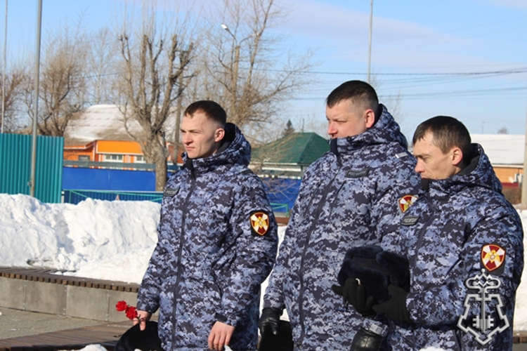 В Красноярском крае сотрудники Росгвардии приняли участие в мероприятиях, посвященных Дню памяти воинов-интернационалистов