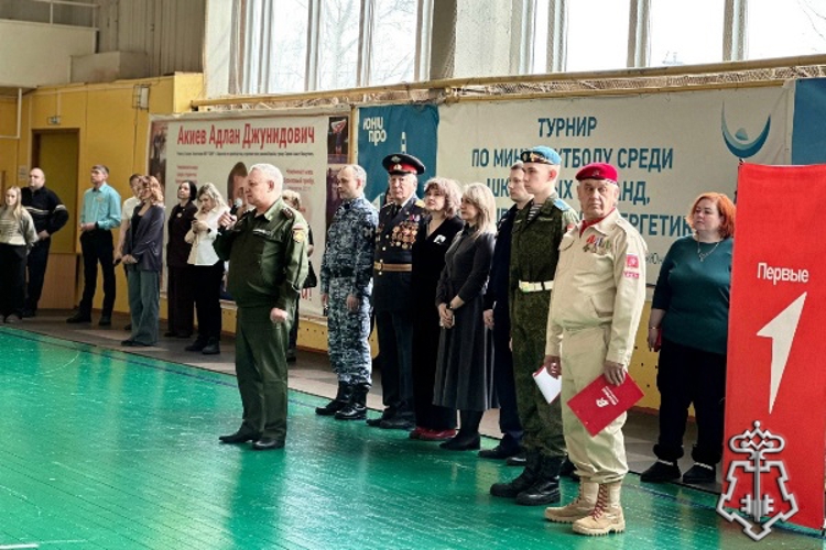 Сотрудник Росгвардии принял участие в качестве судьи на муниципальный этапе краевого конкурса по строевой подготовке
