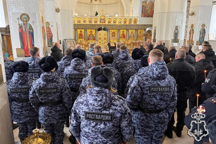 В преддверии Дня образования войск национальной гвардии Российской Федерации красноярские росгвардейцы почтили память коллег, погибших при исполнении служебных обязанностей