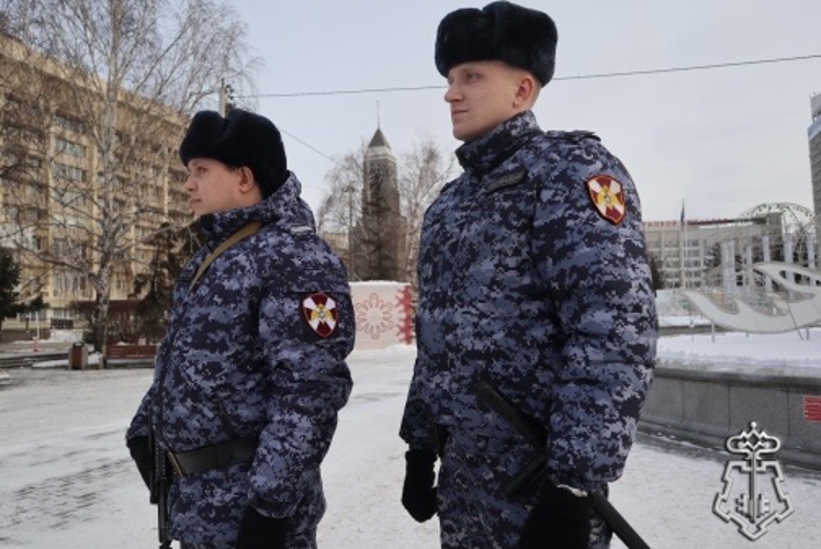 Росгвардейцы в Красноярске разыскали и вернули родственникам 84-летнюю женщину