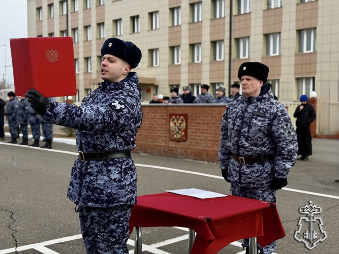 Красноярские росгвардейцы приняли присягу на верность Родине
