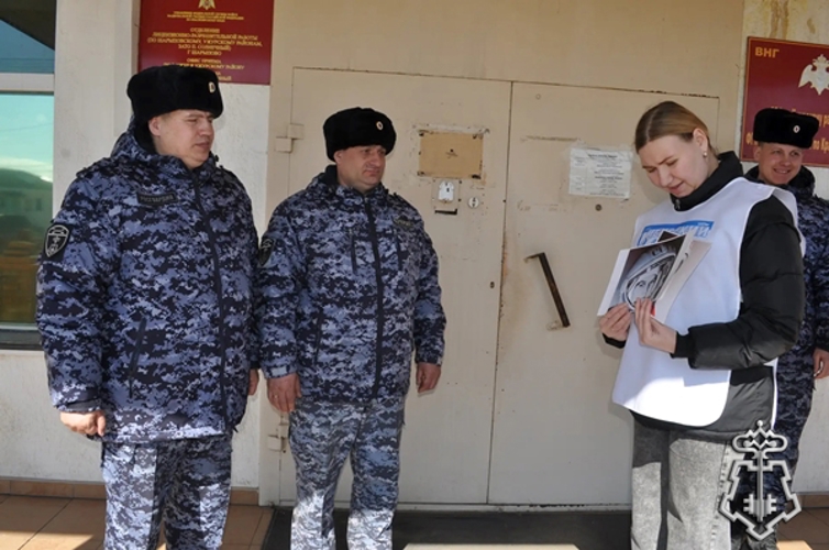 В преддверии Дня космонавтики ужурские росгвардейцы приняли участие в социологическом опросе о героях-космонавтах
