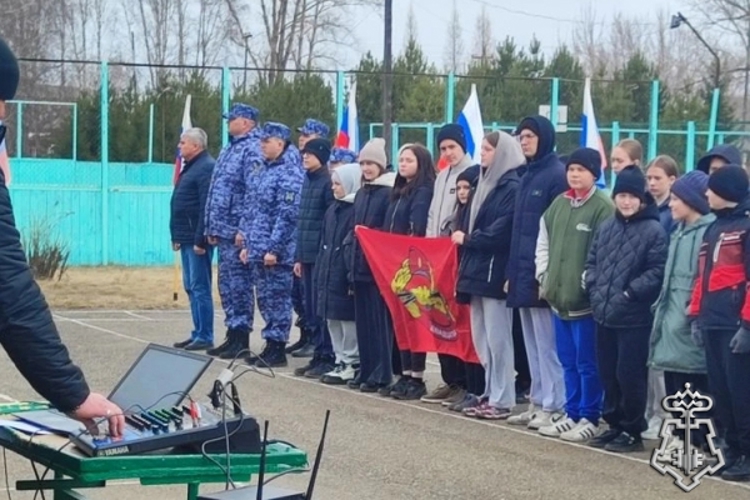 Минусинские росгвардейцы приняли участие в турнире по пулевой стрельбе в честь Героя