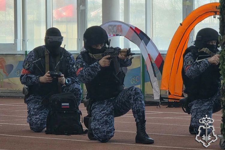 В Красноярском крае росгвардейцы приняли участие в открытии фестиваля беспилотных систем