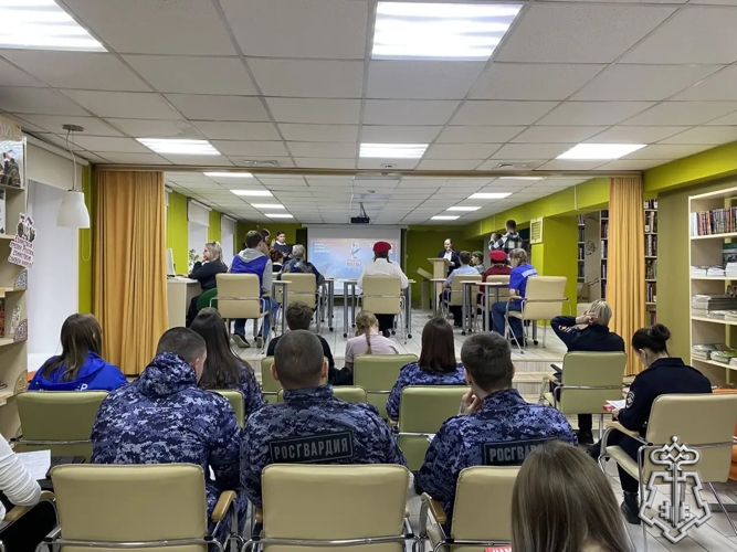 Сотрудники и военнослужащие Росгвардии приняли участие в международной акции «Диктант Победы»