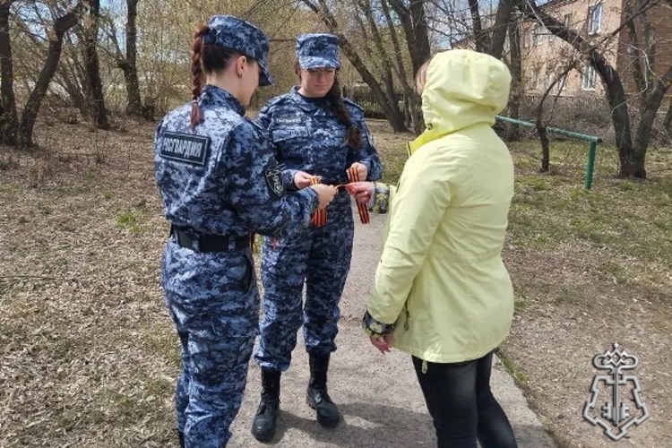 В Красноярском крае сотрудники Росгвардии присоединились к Всероссийской акции «Георгиевская лента»