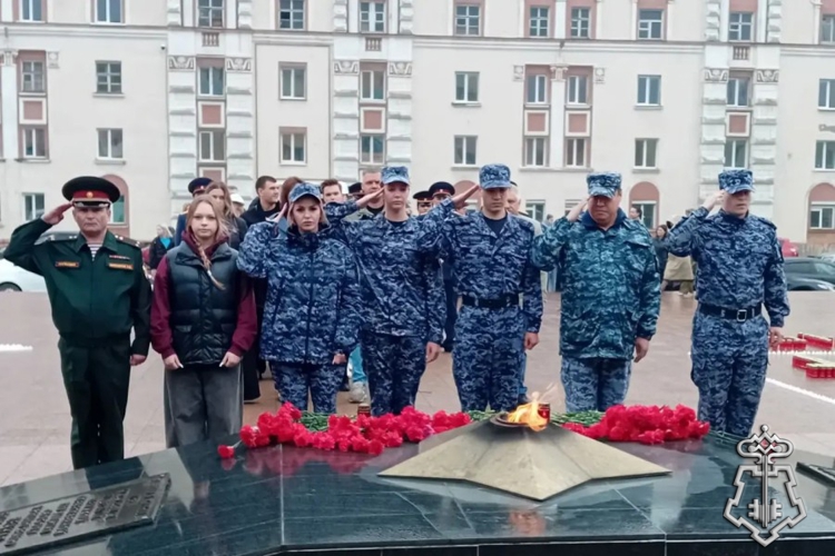 В Красноярском крае росгвардейцы приняли участие в церемониях, посвященных Дню памяти и скорби