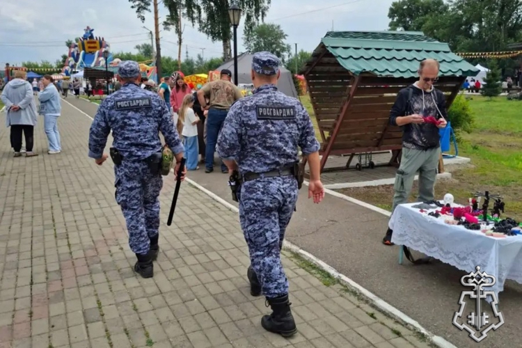  Сотрудники вневедомственной охраны обеспечили безопасность праздничных мероприятий в Красноярском крае